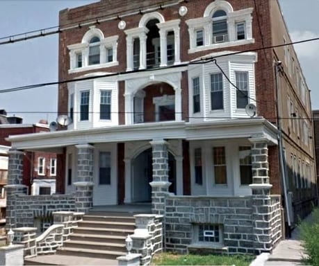 Primary Photo - 1311 S 52nd St