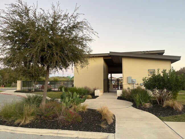 Foto del edificio - 2038 Rhesus Vw