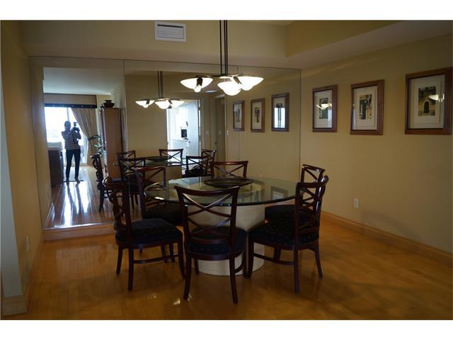 Foto del edificio - 7000 Island Blvd
