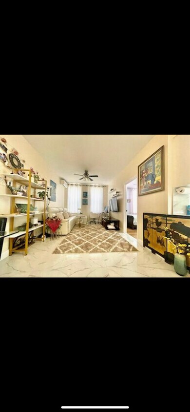 Foto principal - 1664 64th St