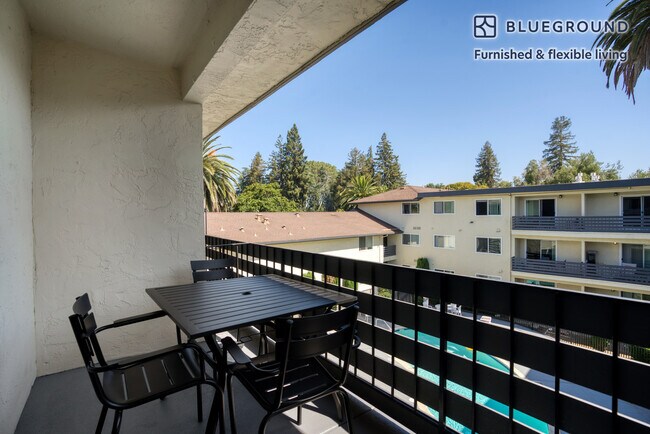 Foto del edificio - 235 Arlington Rd