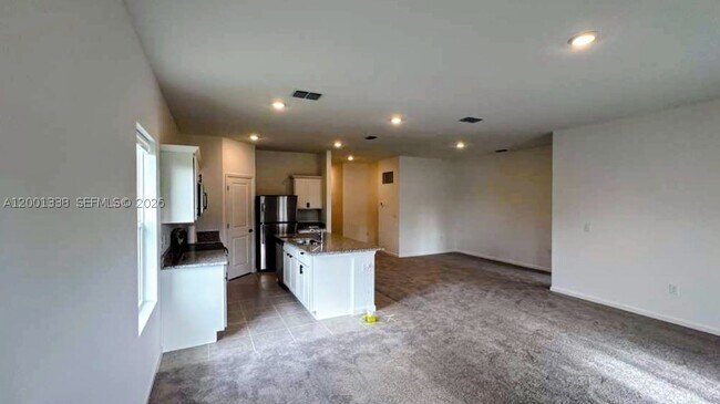 Foto del edificio - 2449 Grey Hawk Dr