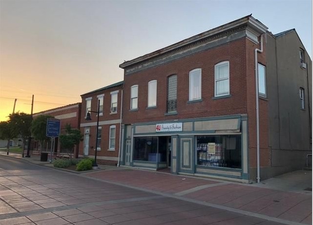 Foto principal - 622 Broadway St