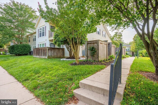 Outside View of the Unit - 13247 Meander Cove Dr
