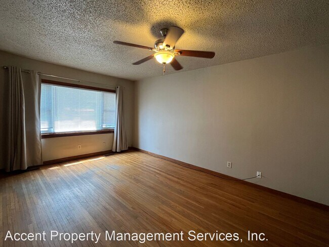 Foto del edificio - 3 br, 1 bath House - 3751 W. 44th St.