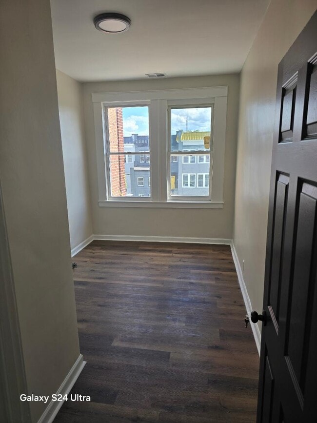 Building Photo - 2612 Quantico Ave