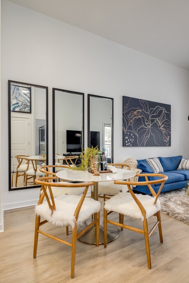 Midtown 205 Apartments in Charlotte, NC