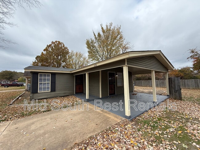 Building Photo - 3350 Kristy Dr