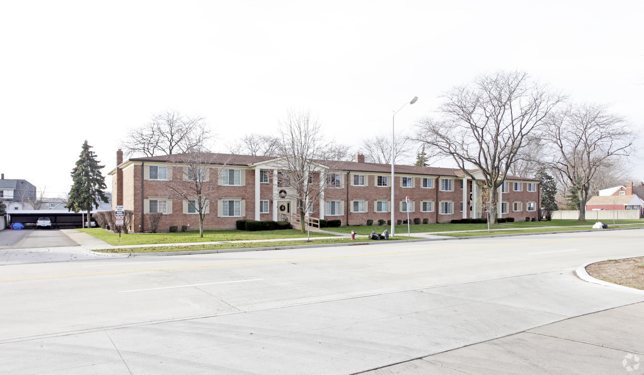 Villa Rose Apartments