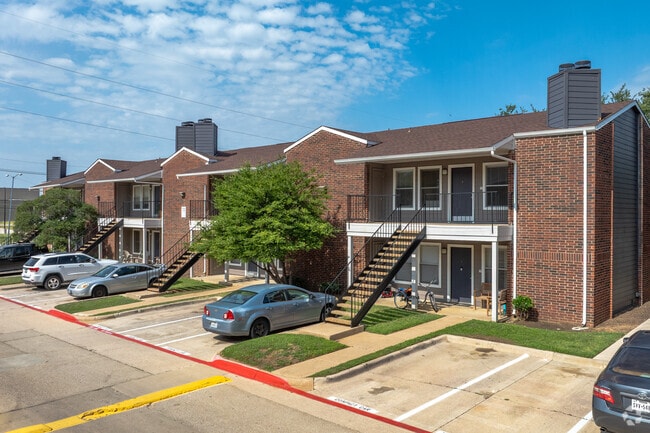 Foto del edificio - Oak Tree Village