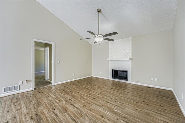 Building Photo - 1233 Waterton Trail