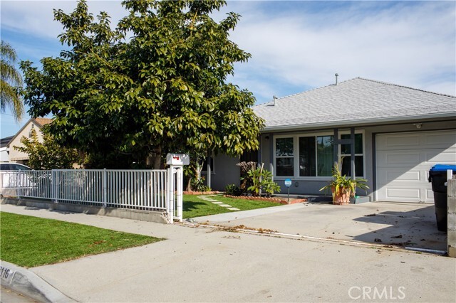 Primary Photo - 13116 Longworth Ave