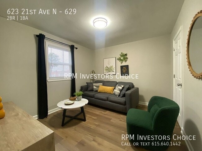 Building Photo - 623 21st Ave N