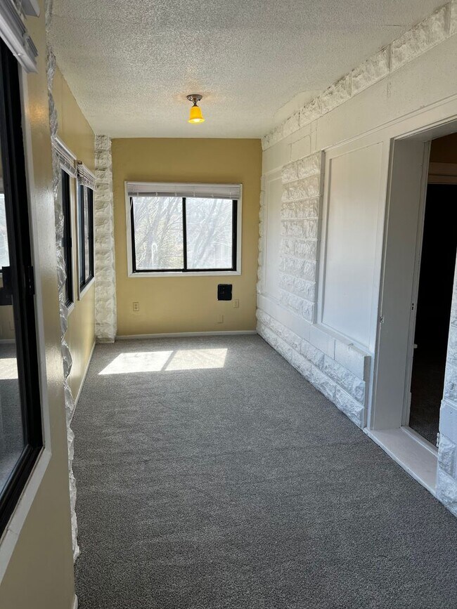 Foto del edificio - 467 Herschel St