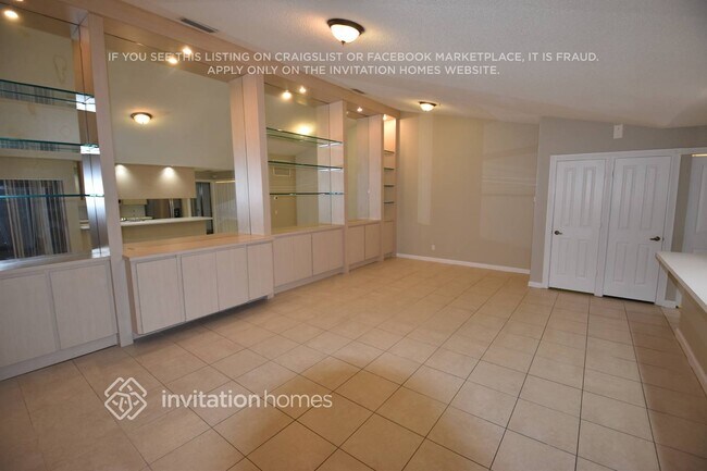 Foto del edificio - 7404 Geminata Oak Ct