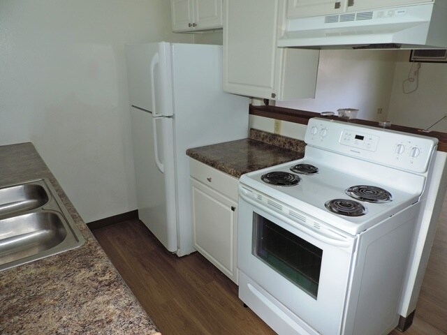 Foto del edificio - 190 Sugar Creek Ln