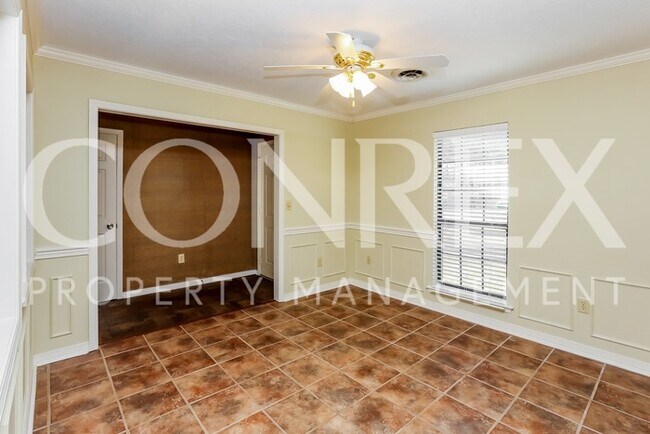 Building Photo - Beautiful 3 Bedroom in Great Location!