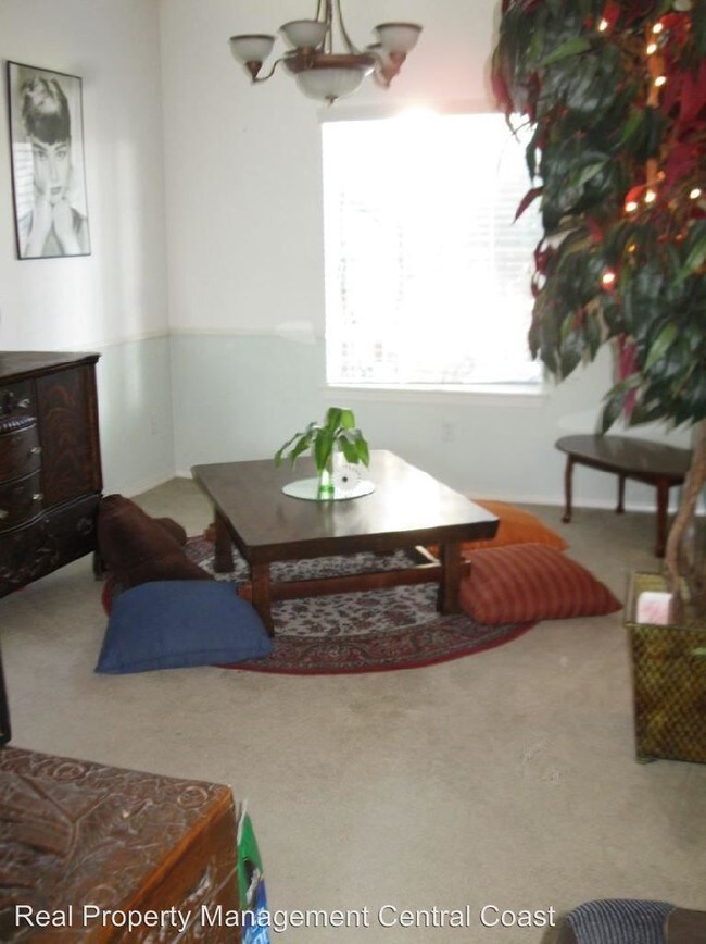 Foto del edificio - 2434 Winding Brook Rd