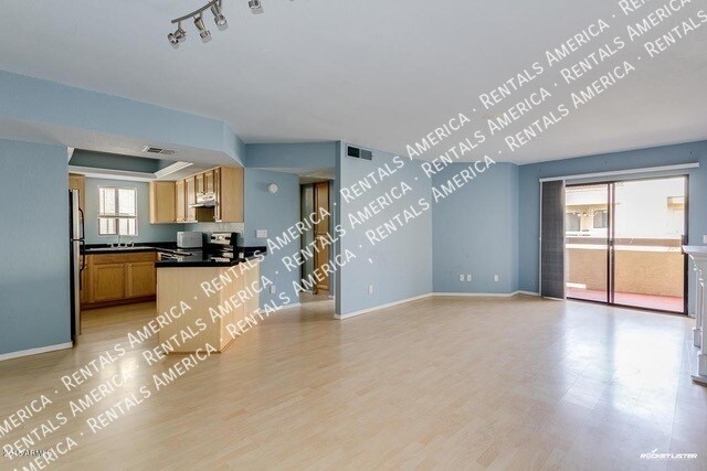 Foto del edificio - 2228 N 52nd St