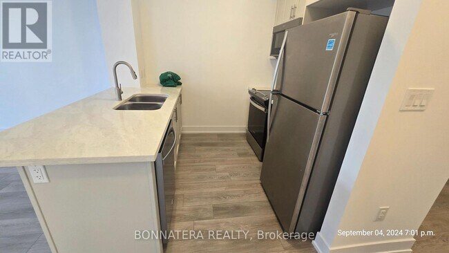 Photo du bâtiment - 470-1470 Dundas St E