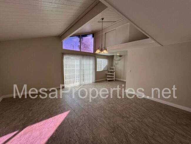 1439 w 18th st