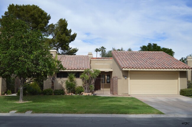 Building Photo - Rancho Mirage Racquet Club, furnished/seas...