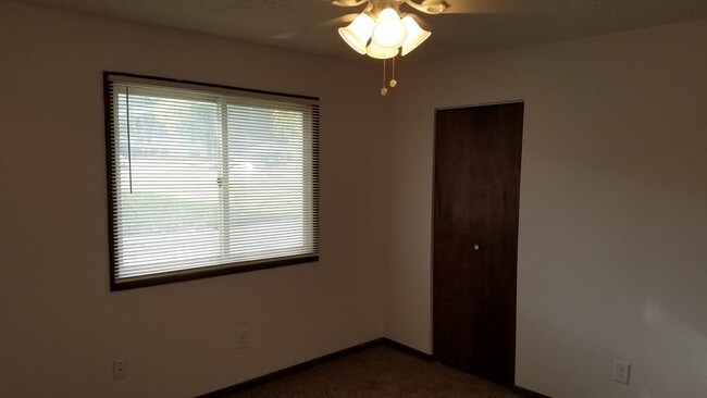 Foto del edificio - 2422 W 4th St