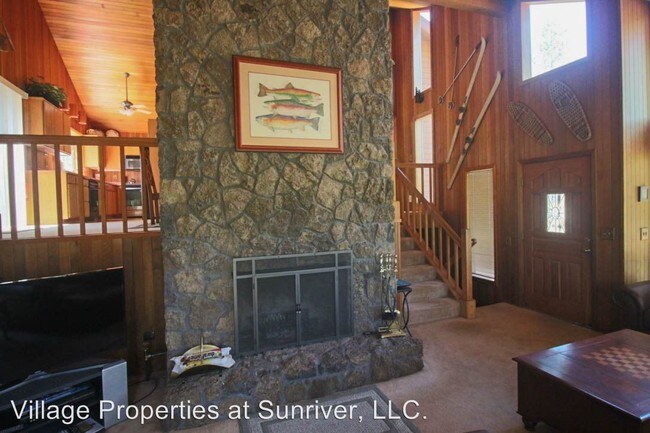 Building Photo - 57675 Poplar Ln