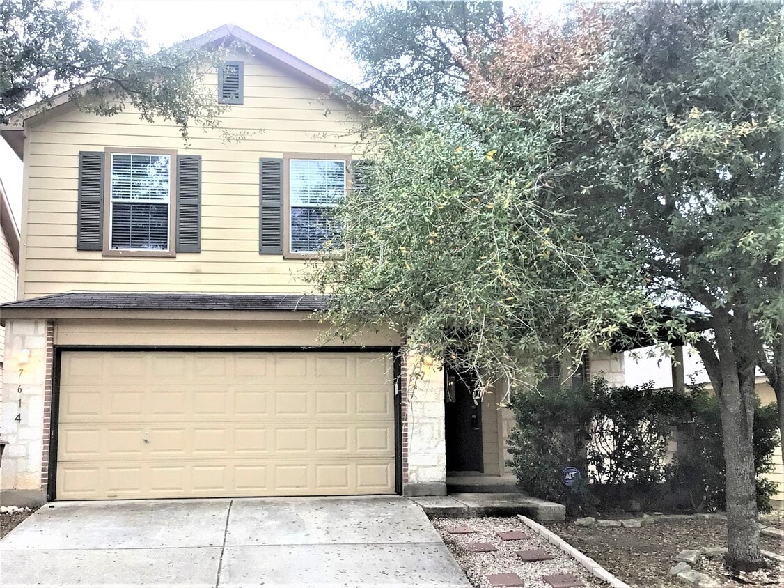 7614 Lost Creek Gap House Rental in Boerne, TX