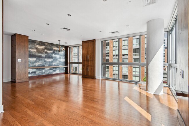 Foto del edificio - 201 Marin Blvd