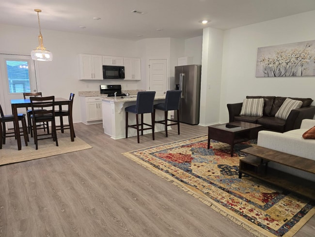 Foto del edificio - 6713 SW Dignity Ave