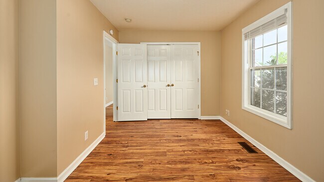 Building Photo - 208 Brooklyn Dr