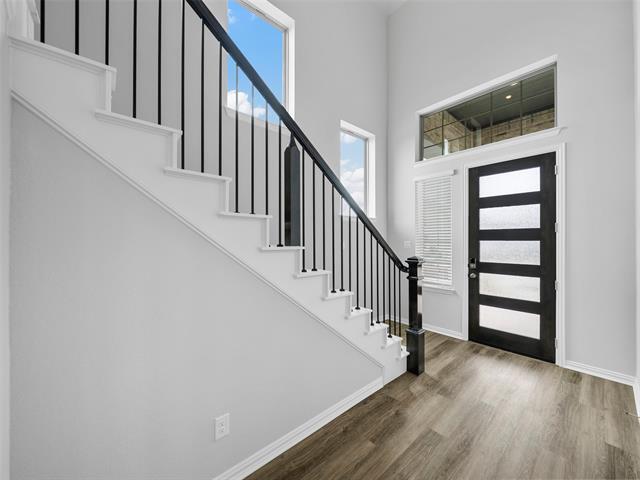 Foto del edificio - 3049 Elmwood St