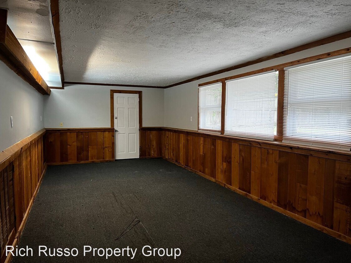 Building Photo - 3 br, 1.5 bath House - 1133 Billie Drive