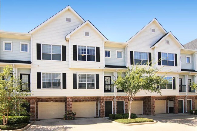 Building Photo - 9200 Westheimer Rd