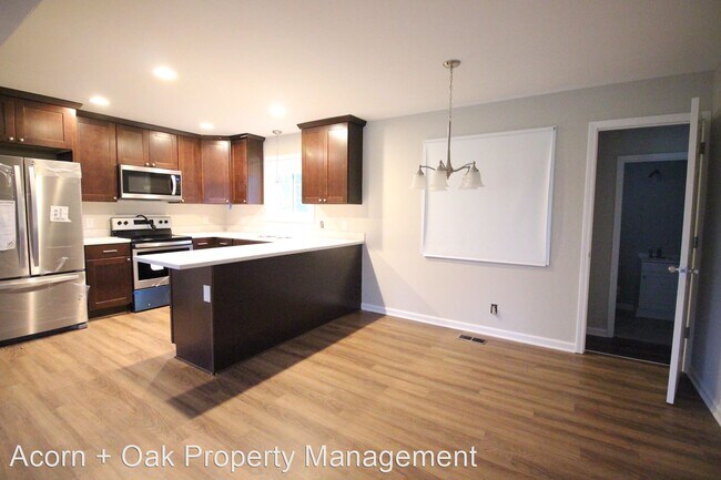 Building Photo - 3 br, 2.5 bath House - 5900 Barbee Road