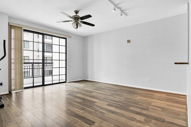 Photo - 233 S Federal Hwy Apartment