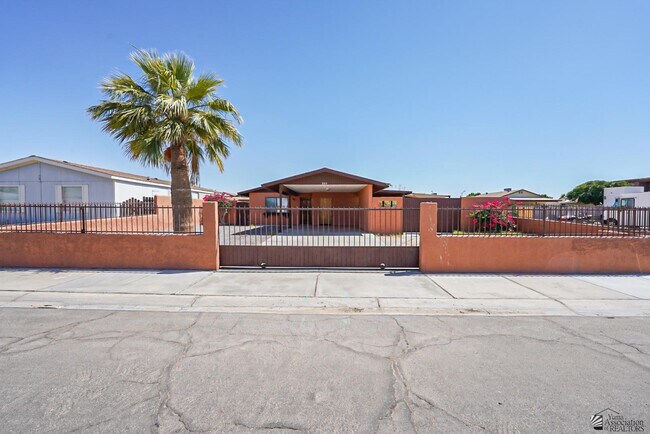 Foto del edificio - 1183 Babbitt Ln
