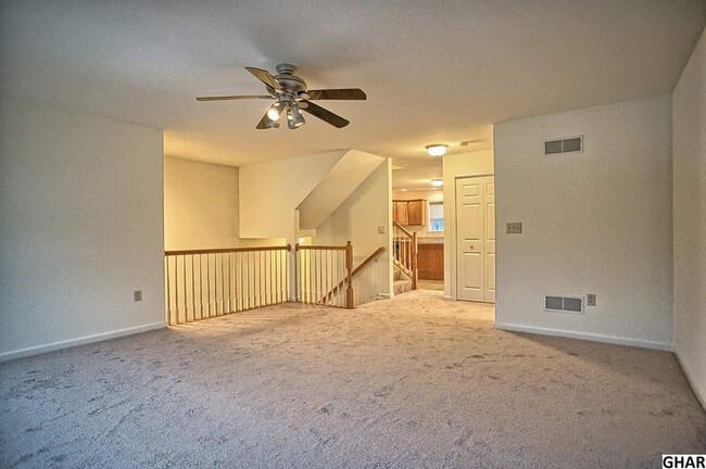 Building Photo - 479 Waterleaf Court