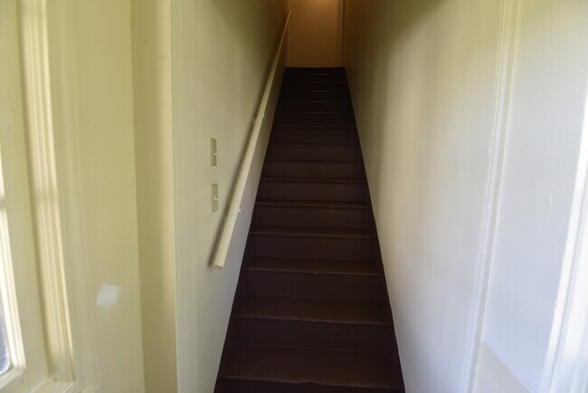 Foto del edificio - 821 6th St NW