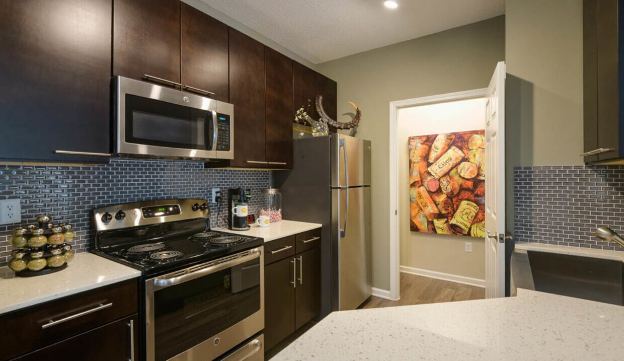 Building Photo - 110 Caswyck Trce
