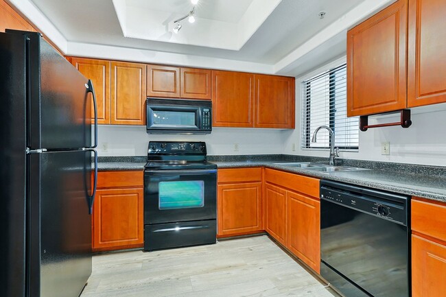 Foto del edificio - Remodeled Luxury One Bedroom Condo  Cross ...