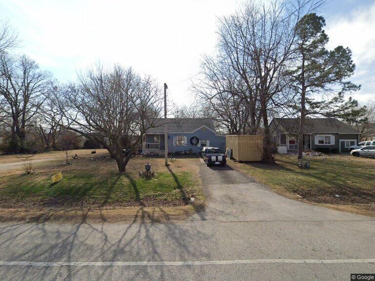 Primary Photo - 238 E Mohawk Blvd