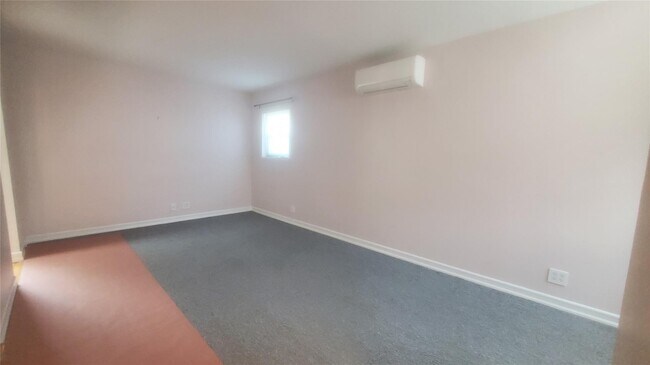 Foto del edificio - 65-06-65-75 75th Pl