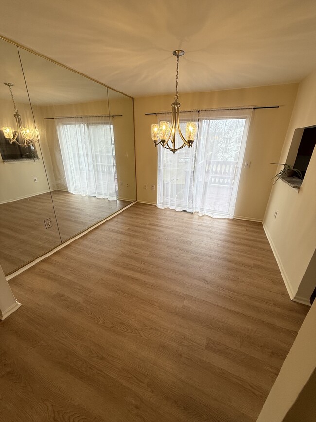 Foto del edificio - 10723 Castleton Way