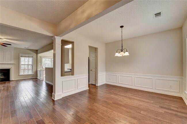 Foto del edificio - 3408 Timbercreek Cir