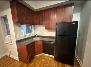 Building Photo - 1603 W Diamond St