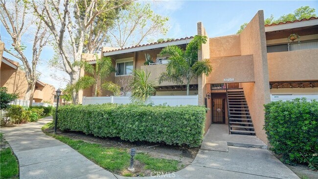 Foto del edificio - 1101 W MacArthur Blvd