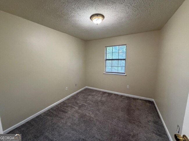 Foto del edificio - 4682 Big Valley Ct