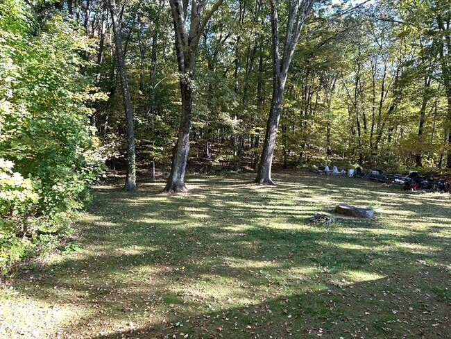 Foto del edificio - 113 Princeton Rd